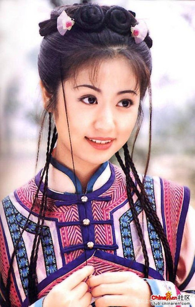 Ini adalah Ruby Lin saat berperan sebagai Xia Ziwei, seorang putri asli dari sang kaisar, yang mempertaruhkan segala risiko untuk bertemu dengan ayah kandungnya di kekaisaran Beijing pada masa Dinasti Qing. Foto: Instagram