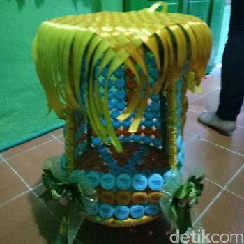 Salah satu kreasi dari daur ulang sampah