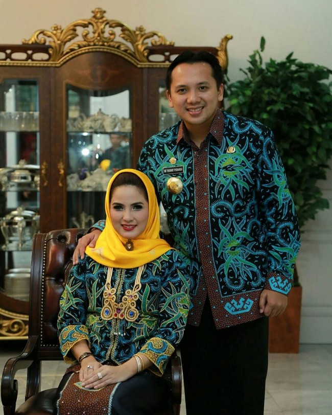 Apriliani Yusin Ficardo adalah seorang istri dari Gubernur Lampung Muhammad Ridho Ficardo. Foto: Instagram