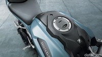 Tutup tangkinya juga menggunakan model tutup tangki yang biasa digunakan di pesawat agar lebih praktis. Foto: Honda