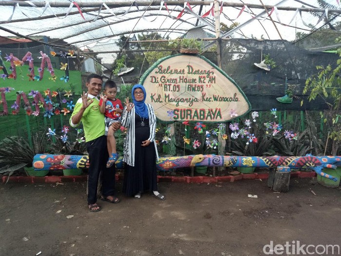 Pasutri Ini Kompak Membuat Gerakan Daur Ulang Sampah