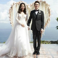 Pada 2016, Ruby Lin menikah dengan aktor tampan Wallace Huo, pemain serial drama Taiwan Twins dan At the Dolphin Bay. Ruby sendiri baru saja melahirkan anak pertamanya pada awal tahun ini. Foto: Instagram