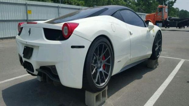 Siapa Minat Beli Ferrari Bekas Banjir Seharga Rp 1,1 Miliar Ini?