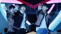 Donghae dan Eunhyuk mewakili para member Super Junior lainnya menyapa ELF Indonesia. (Foto: Donghae dan Eunhyuk (Ismail/detikHOT)