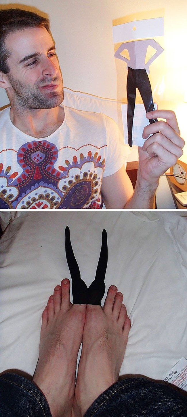 Ketika membeli stocking atau legging perhatikan ukurannya dengan teliti. Jangan sampai seperti pria ini.