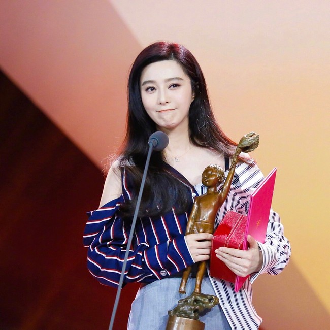 Tak hanya di industri hiburan China, karier Fan Bing Bing pun melejit hingga di dunia Hollywood, salah satunya ketika ia turut andil dalam membintangi film X-Men: Days of Future Past pada 2014. Foto: Instagram