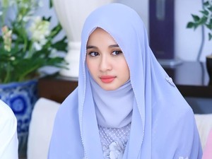 Bikin Pangling! Bersinarnya Wajah Laudya Cynthia Bella saat Ngaji Jelang Nikah