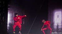 G-Dragon memanaskan suasana dengan membawakan lagu Heartbreaker hingga Untitled, 2014. Lintang Jati/detikHOT.