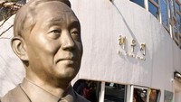 Museum itu didirikan oleh mantan Walikota Suwon yang bernama Sim Jae Duck. Semasa Sim menajabat sebagai walikota, ia juga sangat gencar untuk membersihkan dan mempercantik toilet umum di Suwon. Bahkan Sim juga menjadi pencetus dari Asosiasi Toilet Dunia pada tahun 2007 silam (Haewoojae)