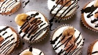 Rubys of London menyajikan cupcakes dengan berbagai rasa. Salah satu sajian terlezatnya yaitu colourful banana butterscotch cupcakes. Foto: Istimewa