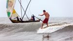 Foto: 11 Tempat Surfing Tak Biasa di Bumi