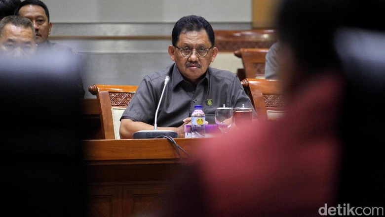 Kejaksaan Siap Ambil Alih Fungsi Penuntutan Jika UU KPK Direvisi Kejaksaan Siap Ambil Alih Fungsi Penuntutan Jika UU KPK Direvisi