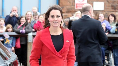 Hamil Anak Ke-3, Simak Lagi 10 Gaya Kehamilan Kate Middleton yang Stylish