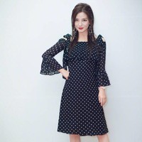 Menikah pada 2008 dan telah memiliki anak, Vicky Zhao juga saat ini masih aktif di dunia hiburan. Foto: Instagram