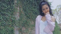 Benarkah sosok wanita tersebut adalah Widy Vierratale? Foto: Dok. Instagram/_widikidiw_