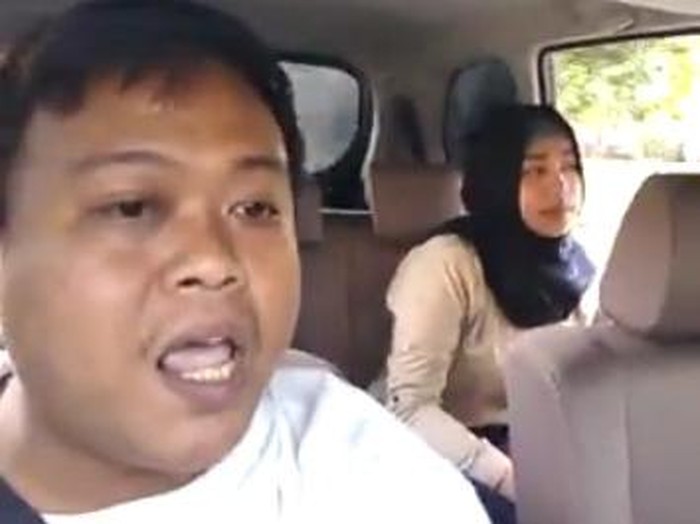 Viral Video Driver GrabCar Cekcok dengan Penumpang soal Lokasi Antar