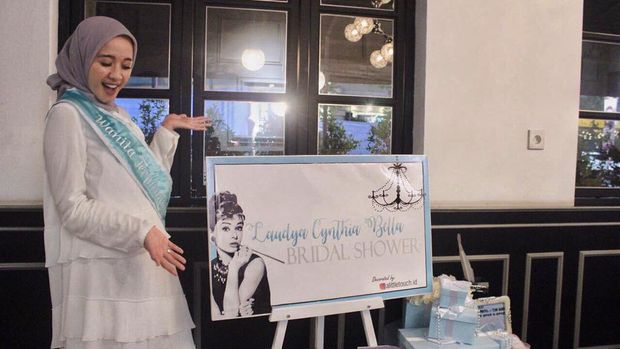 Laudya Cynthia Bella. 