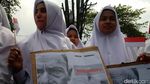 Bela Muslim Rohingya, Pendemo Menyemut di Gedung Sate