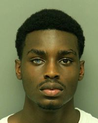 Gara-gara Masuk Penjara, Pria Ganteng Ini Dapat Tawaran Jadi Model