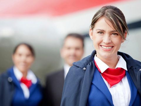 Jangan Iri, Ini Rahasia Pramugari Tetap Cantik Meskipun Terbang Berjam-jam