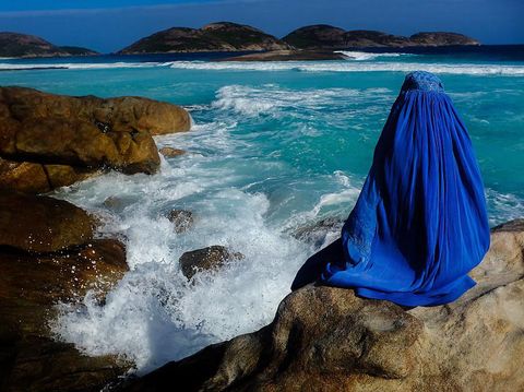 Fotografer Ini Raih Penghargaan karena Potret Wanita Pakai Burqa