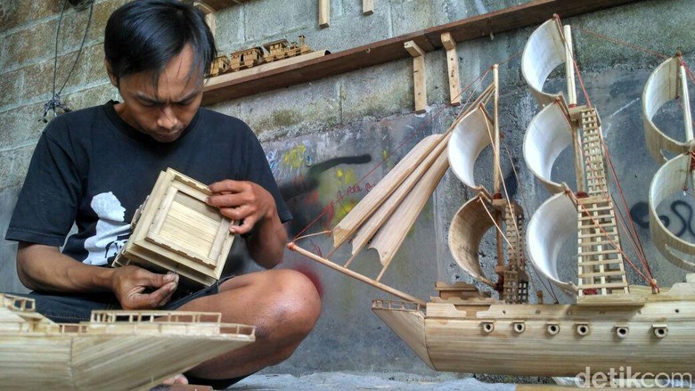 Ini Karya Miniatur Warga Kediri dari Pohon Bambu Ini Karya Miniatur Warga Kediri dari Pohon Bambu