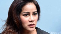 Rencananya Olla akan melahirkan bayi perempuan pada November awal. Pool/Noel/detikFoto.