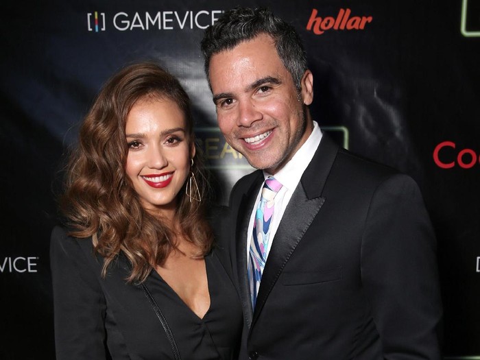 LOS ANGELES, CA - JUNE 24:  Jessica Alba and Cash Warren attend the premiere Of Wonder Visions 