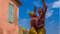 Patung ini jadi simbol kebebasan masyarakat Afrika yang dijual dan dijadikan budak (Unesco)