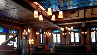 Club 33 merupakan restoran bintang lima rahasia yang tidak dapat diakses oleh masyarakat biasa. Hanya ada dua cara masuk ke Club 33: menjadi anggota ekslusif atau diundang sebagai tamu khusus. Le Salon Nouveau adalah lounge yang baru saja direnovasi di dalam Club 33. Foto: Istimewa