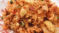 Kimchi yang terisisa enak diaduk dengan nasi. Tinggal tambah telur atau ayam dan bubuk cabe jika suka yang lebih pedas.Foto: Istimewa