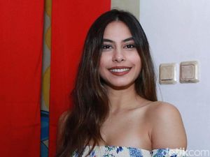 Valerie Thomas Ngaku Tak Pernah Pakai Bra, Adakah Risikonya?