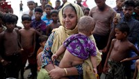 Tangisan seorang ibu pengungsi. REUTERS/Mohammad Ponir Hossain.
