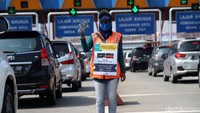 Badan Pengatur Jalan Tol (BPJT) mencatat penggunaan uang elektronik di jalan tol saat ini baru mencapai angka 30% dari total pengguna jalan tol di Indonesia.