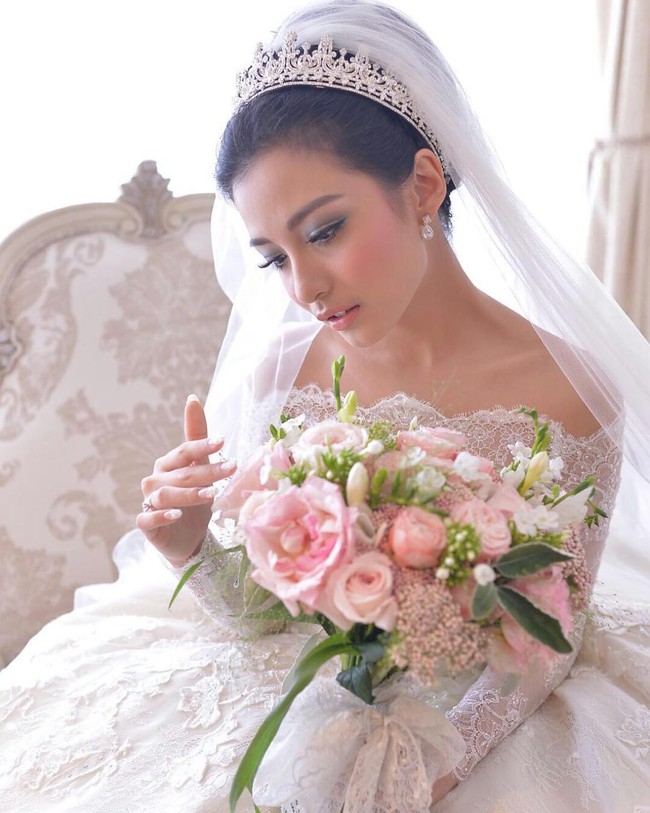 Chelsea Olivia, makeup artist Donny Liem. Foto: Instagram