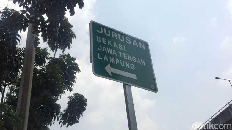 Rambu Lalin ke Lampung Lewat Bekasi akan Ditutup Rambu Lalin ke Lampung Lewat Bekasi akan Ditutup