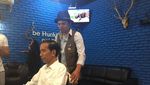 Foto: Gaya-gaya Rambut Jokowi, Perlu Pakai Pomade Nggak Sih?