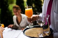 Apakah Anda Pernah Lakukan 12 Hal yang Paling Dibenci Pelayan Restoran Ini?(2)
