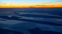 Momen sunrise pun jadi terasa begitu indah dari balik kokpit. Ini sunrise dari pulau di Kroasia (@ashthepilot_/Instagram)