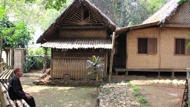 Kampung Adat yang Jadi Saksi Bisu Bandung Lautan Api