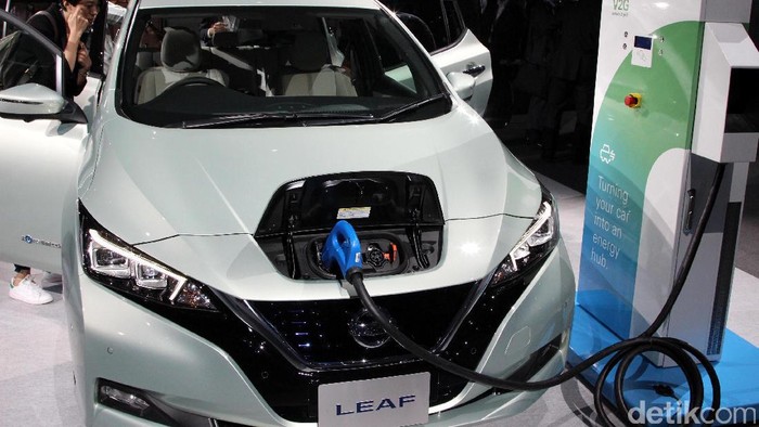LEAF generasi sebelumnya adalah mobil listrik terlaris di dunia. Nissan pun berusaha mengulang kesuksesan tersebut dengan meluncurkan versi terbarunya.