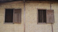 Kampung Adat Cikondang berupa pemukiman dengan pola arsitektur rumah tradisional yang menempati tanah seluas tiga hektar yang berdiri di desa terpencil yang berada di Kaki Gunung Tilu Pangalengan (Wisma Putra/detikTravel)