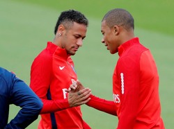 Sementara itu, Mbappe memang datang dengan status pinjaman dari Monaco. Namun, opsi pembeliannya bernilai 180 juta euro (sekitar Rp 2,85 T). Foto: Charles Platiau/Reuters