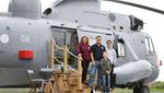 Foto: Kemping di Dalam Helikopter, Beneran Ada