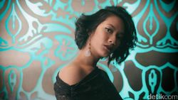 Tara Basro Wajah Indonesia di Layar Perak