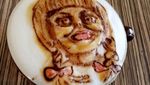 Hiii... Ada Latte Art Bentuk Boneka Chucky hingga Sadako!