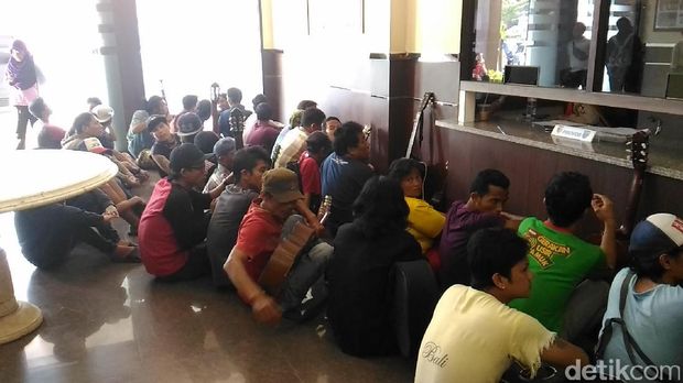 Polres Jaksel Tangkap 41 Preman, 10 Orang Langsung Ditahan