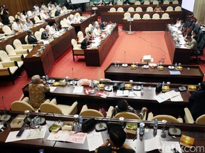 Menhub Diwakilkan, Pembahasan Anggaran di DPR Ditunda