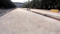 Kondisi di depan Stadion Utama Gelora Bung Karno.