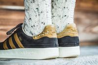 Adidas Rilis Sneakers Anti Muntahan dan Tumpahan Bir